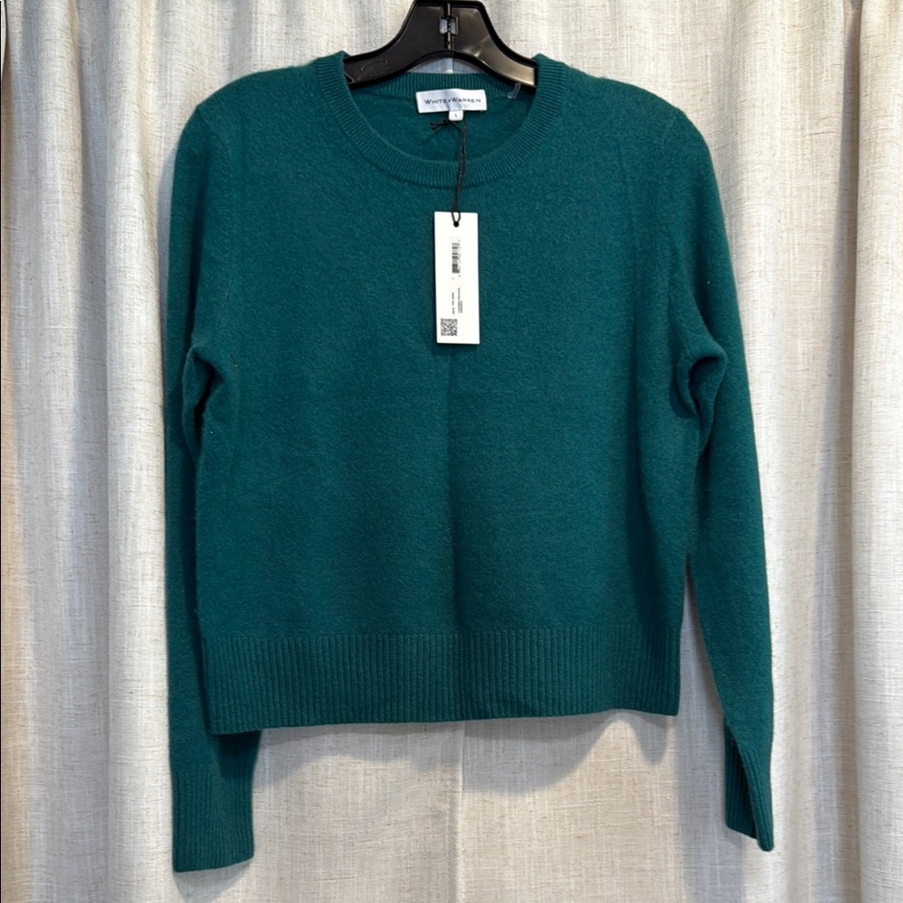 White+Warren Cashmere Shrunken Crewneck in Pine Green